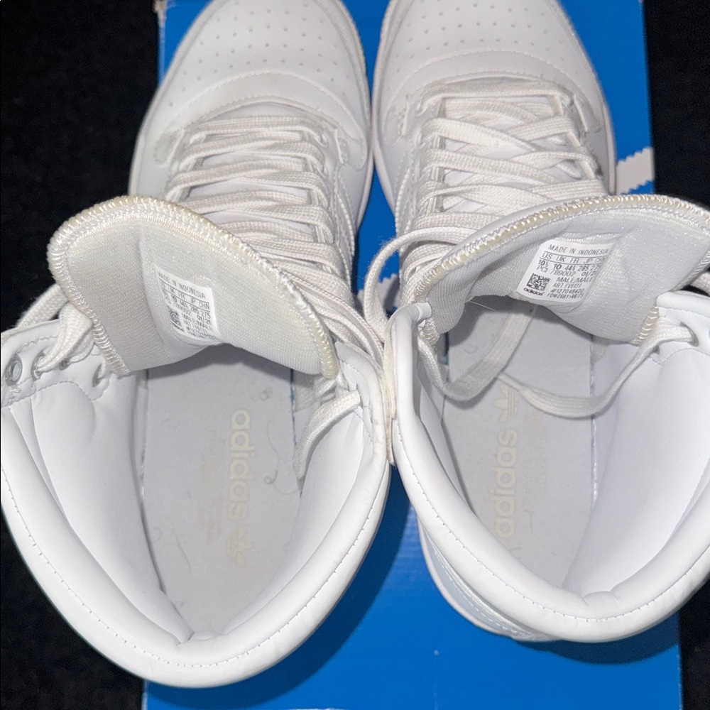 Adidas Top Ten Hi Triple-White’. Sz.10.5m. Original box - Picture 4 of 8